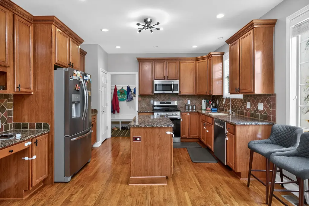 2768 Red Leaf Drive Lexington KY 40509