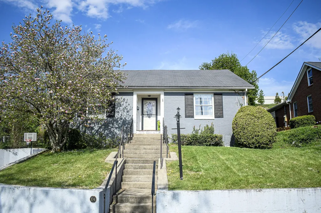 104 Reservoir Road Frankfort KY 40601