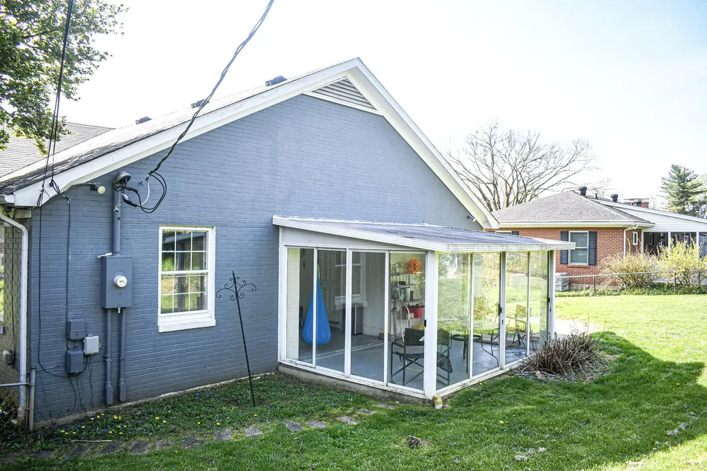 104 Reservoir Road Frankfort KY 40601
