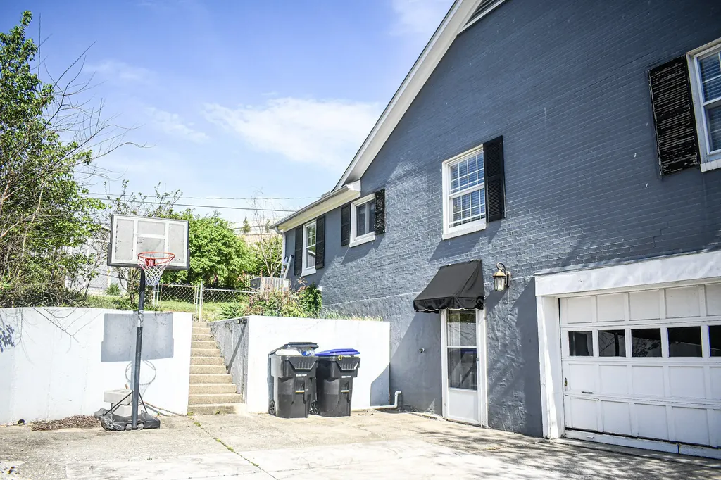 104 Reservoir Road Frankfort KY 40601
