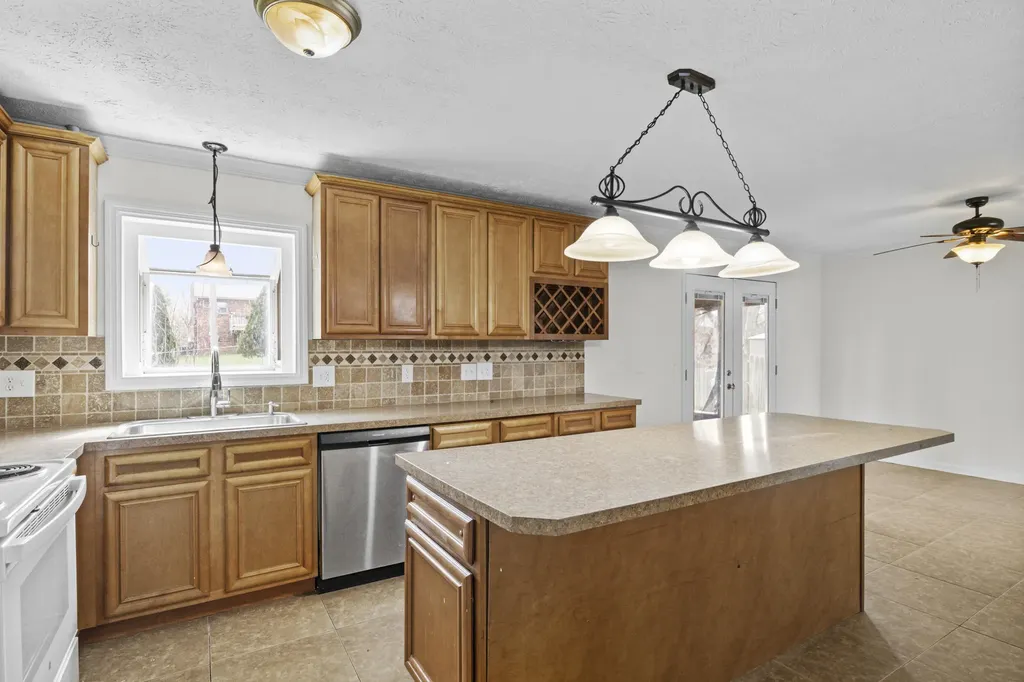 1436 Mount Rainier Drive Lexington KY 40517