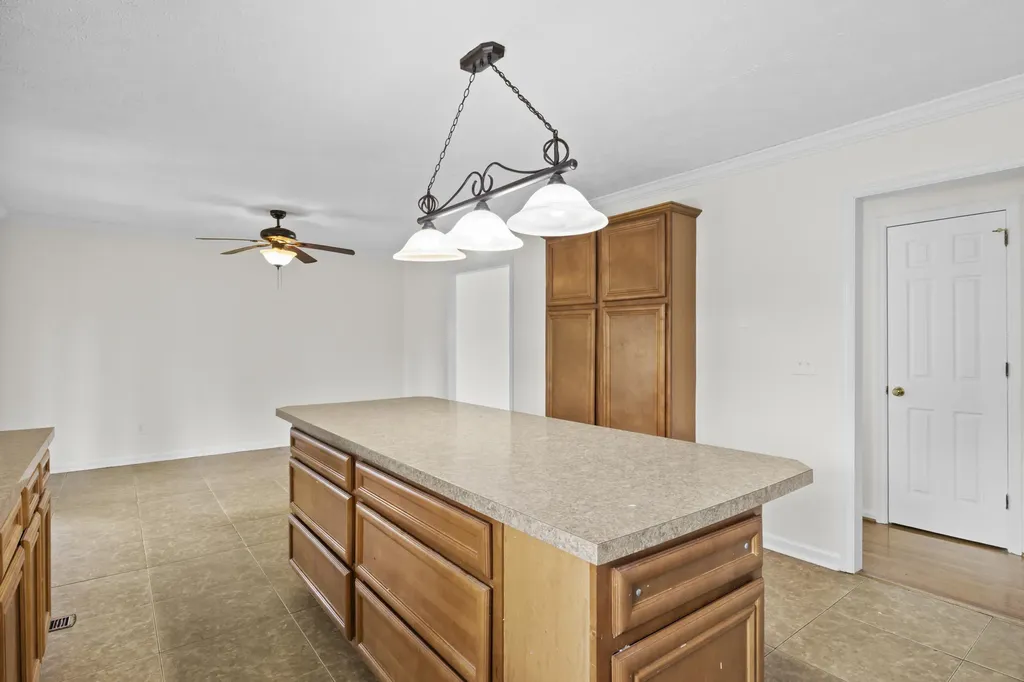 1436 Mount Rainier Drive Lexington KY 40517