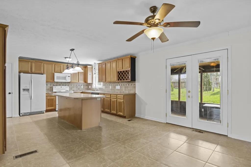 1436 Mount Rainier Drive Lexington KY 40517