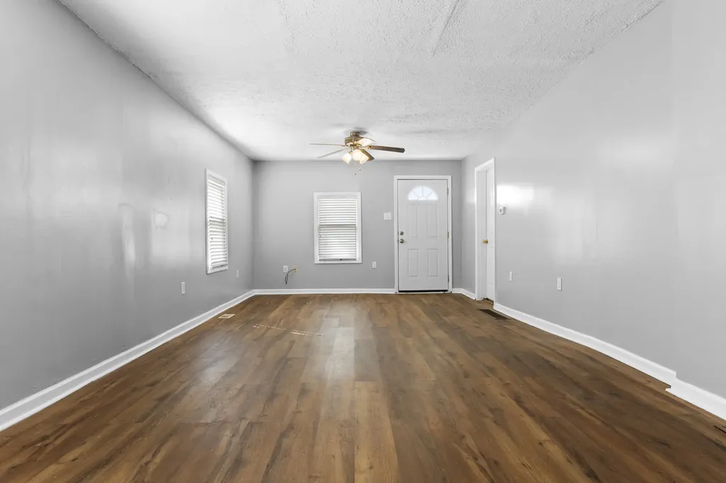 37 Ashland Avenue Winchester KY 40391