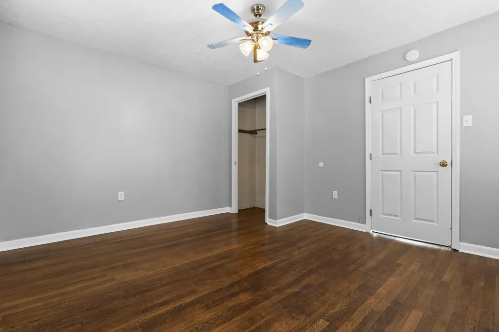 37 Ashland Avenue Winchester KY 40391