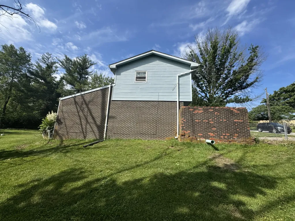 2004 Rockwood Road Richmond KY 40475