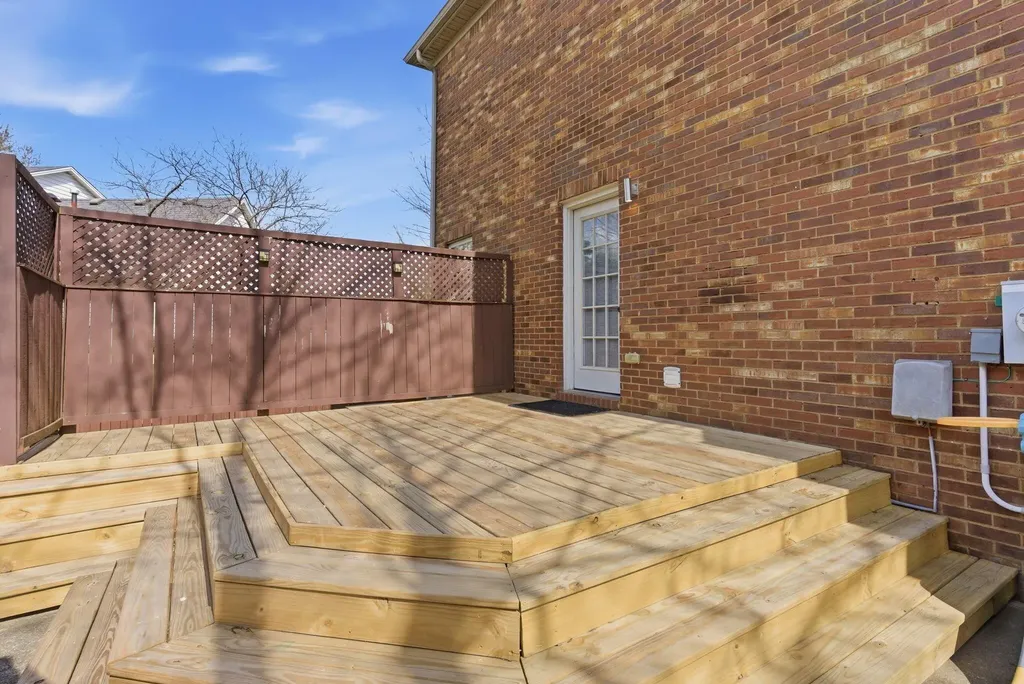 3929 Palomar Cove Lane Lexington KY 40513
