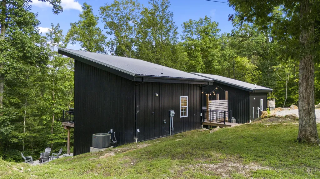 881 Booth Ridge Road Rogers KY 41365