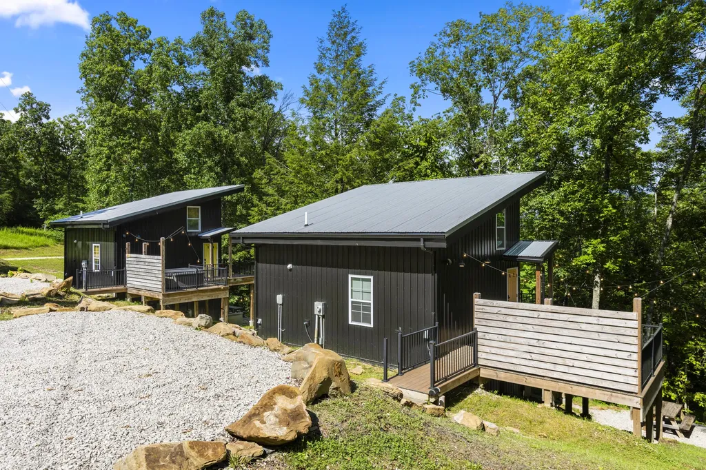 881 Booth Ridge Road Rogers KY 41365