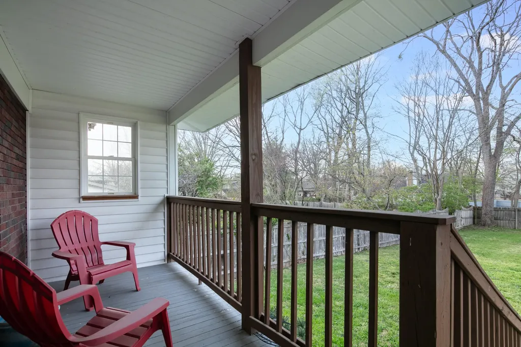 107 Penmoken Park Lexington KY 40503