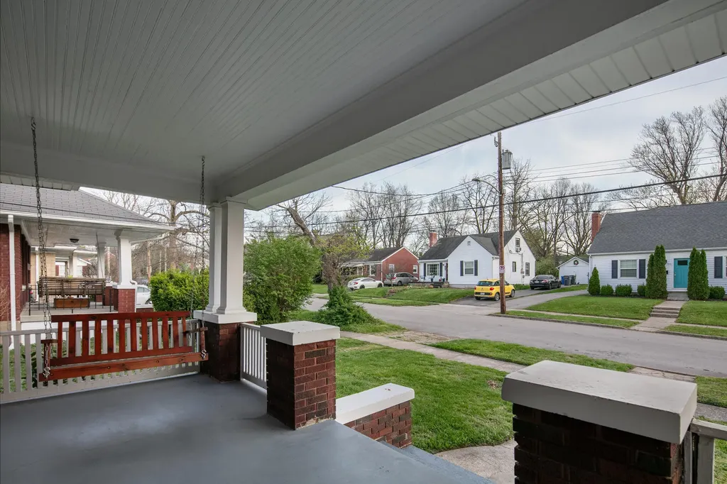107 Penmoken Park Lexington KY 40503