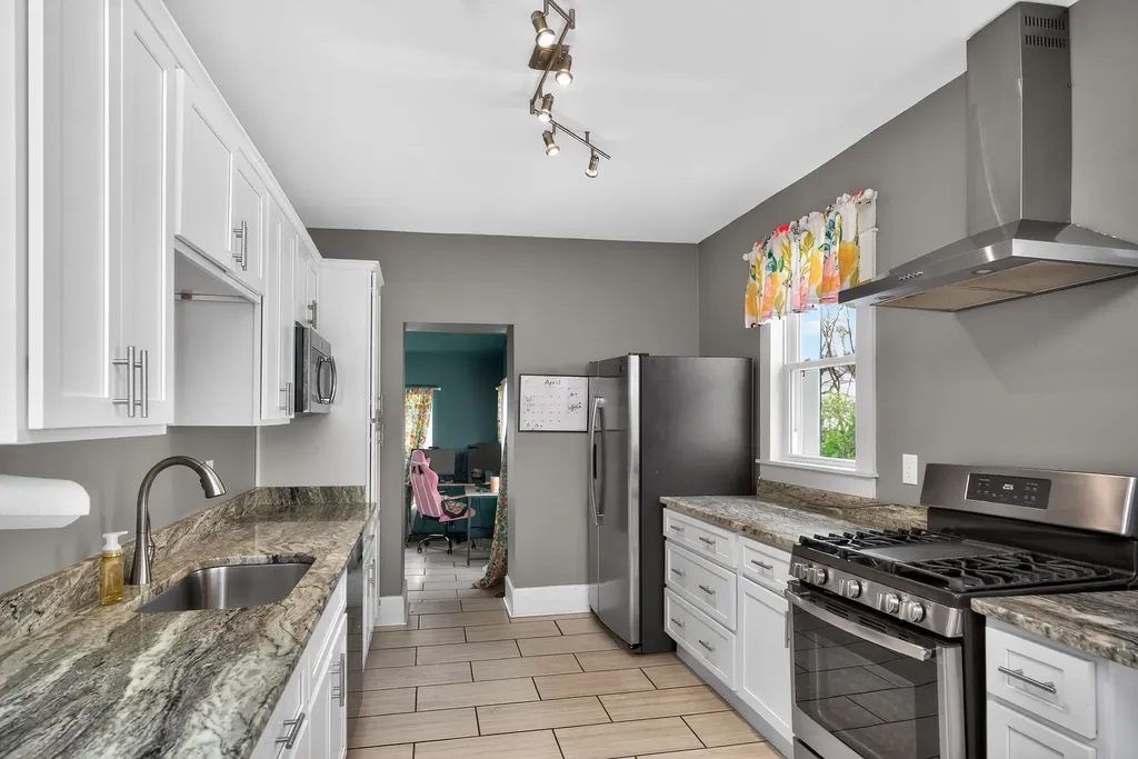 228 Castlewood Drive Lexington KY 40505