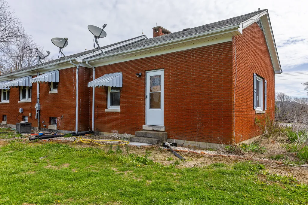4888 Willailla Road Brodhead KY 40409