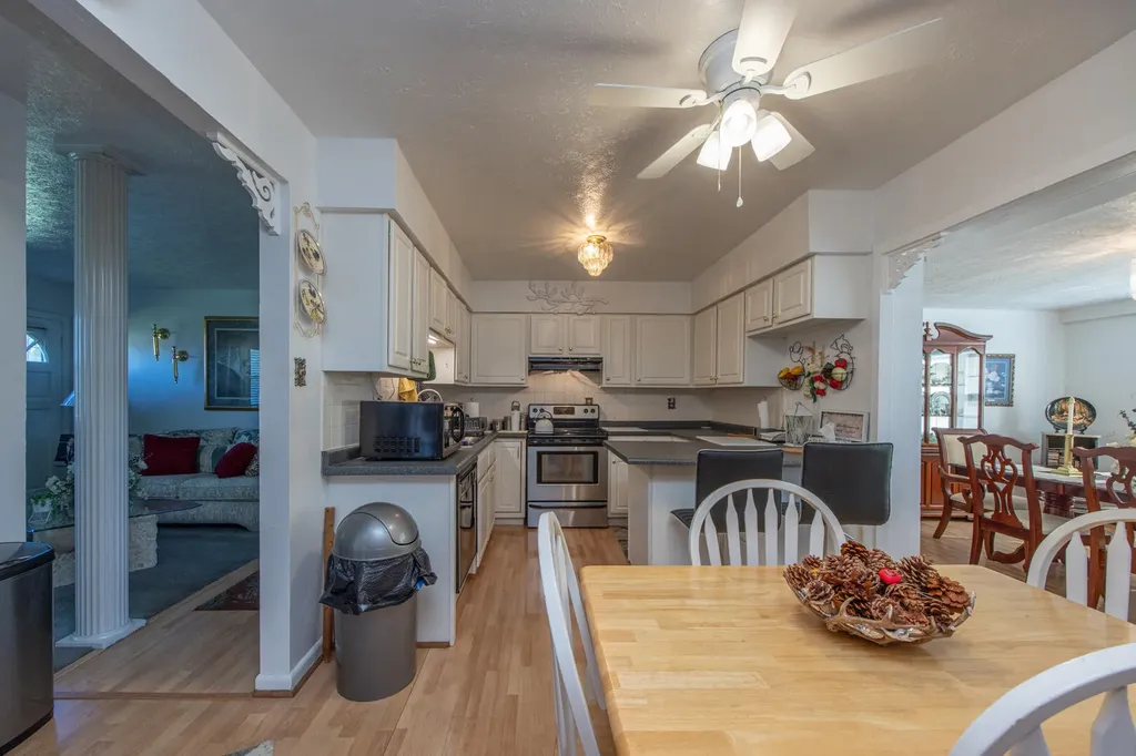 1210 Peacock Road Paris KY 40361
