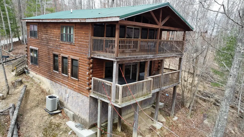 111 Lookout Ridge Road Rogers KY 41365