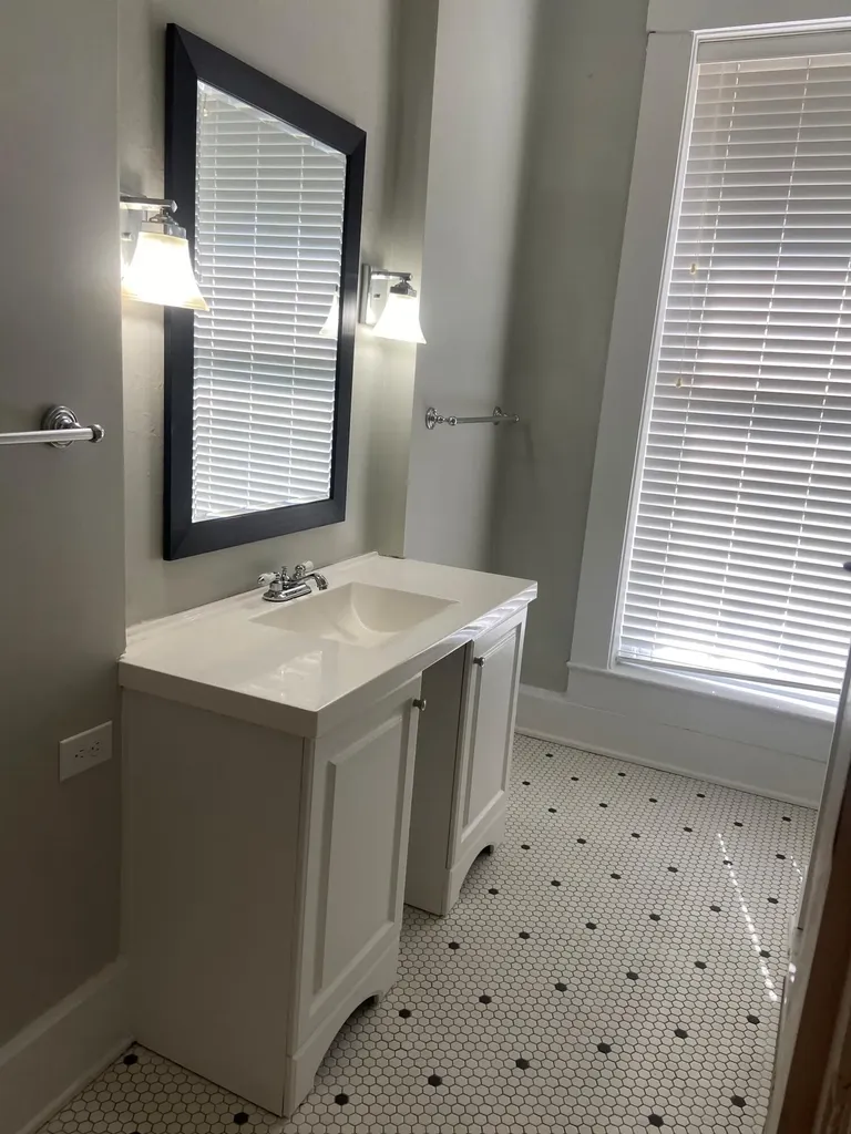 249 S Limestone Street Lexington KY 40508