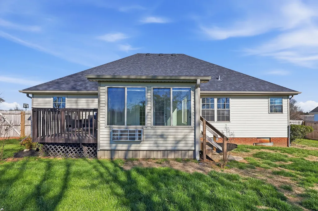440 Bellaire Drive Harrodsburg KY 40330