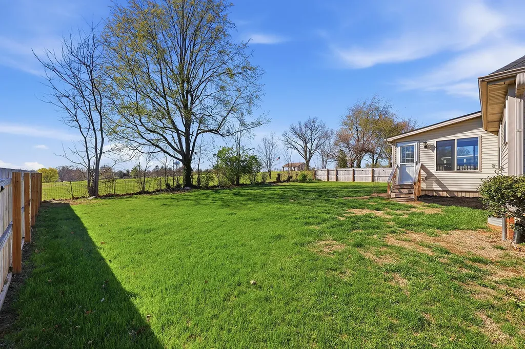 440 Bellaire Drive Harrodsburg KY 40330