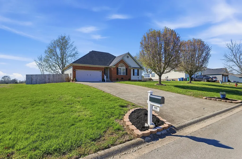 440 Bellaire Drive Harrodsburg KY 40330