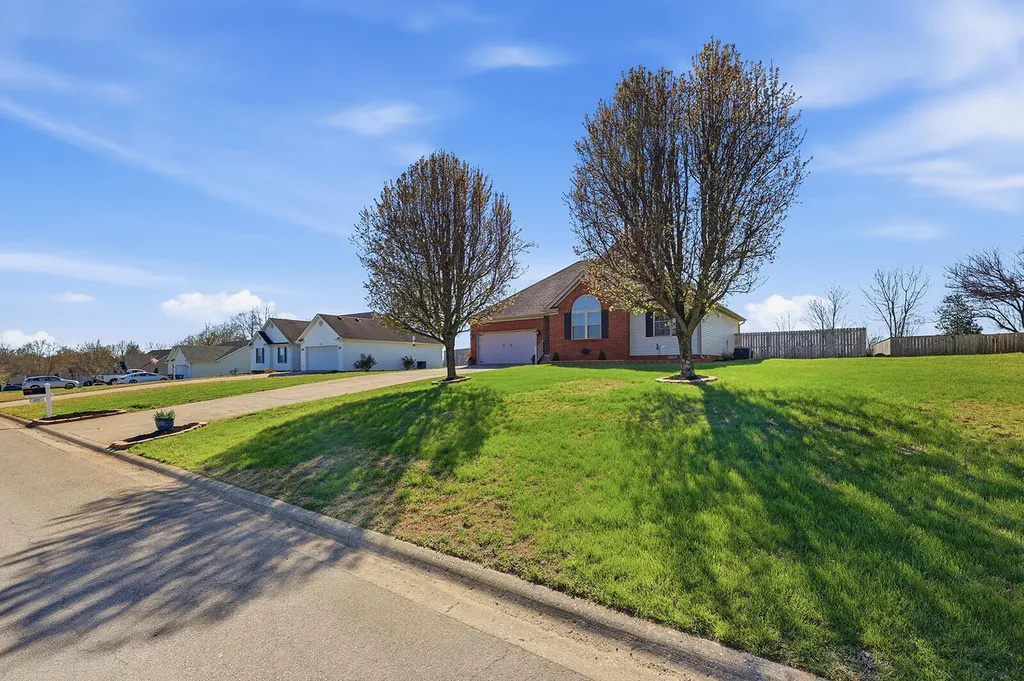 440 Bellaire Drive Harrodsburg KY 40330