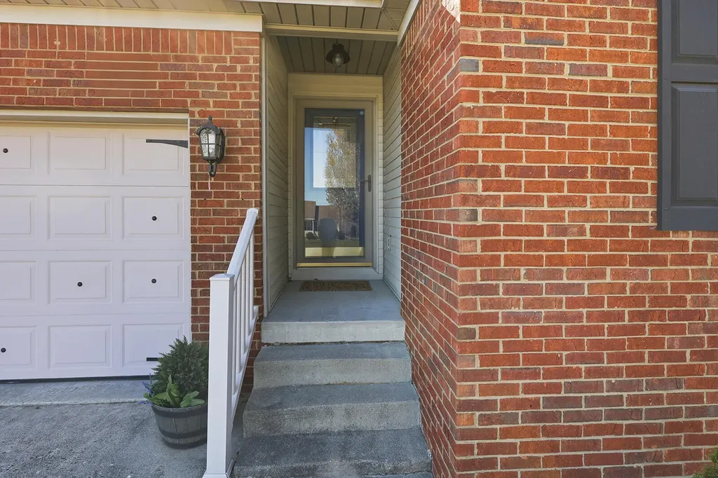 440 Bellaire Drive Harrodsburg KY 40330