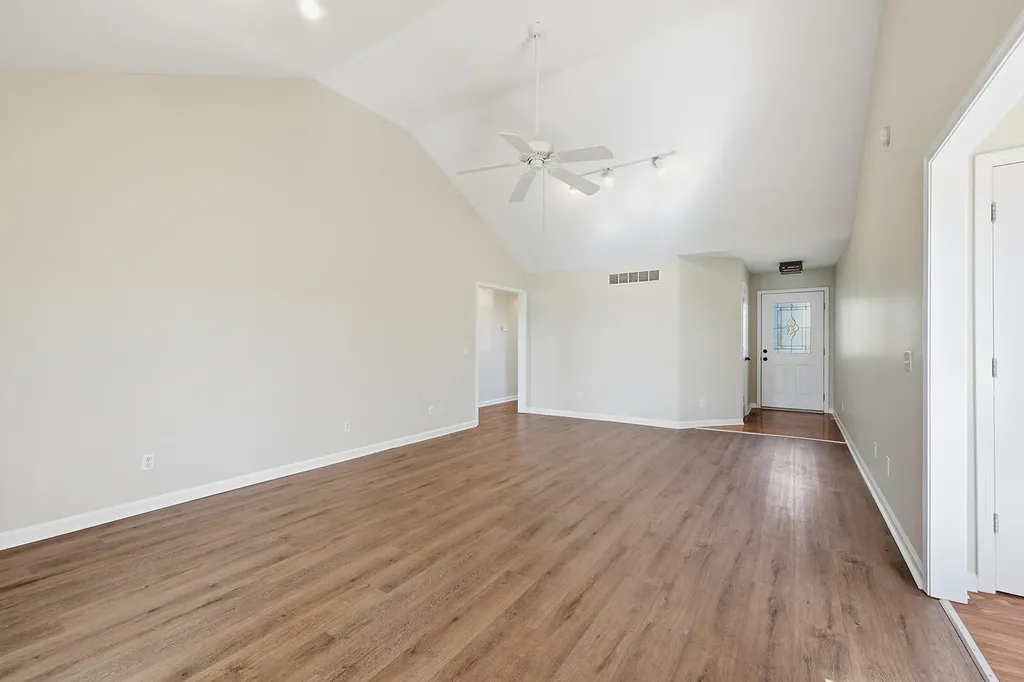 440 Bellaire Drive Harrodsburg KY 40330