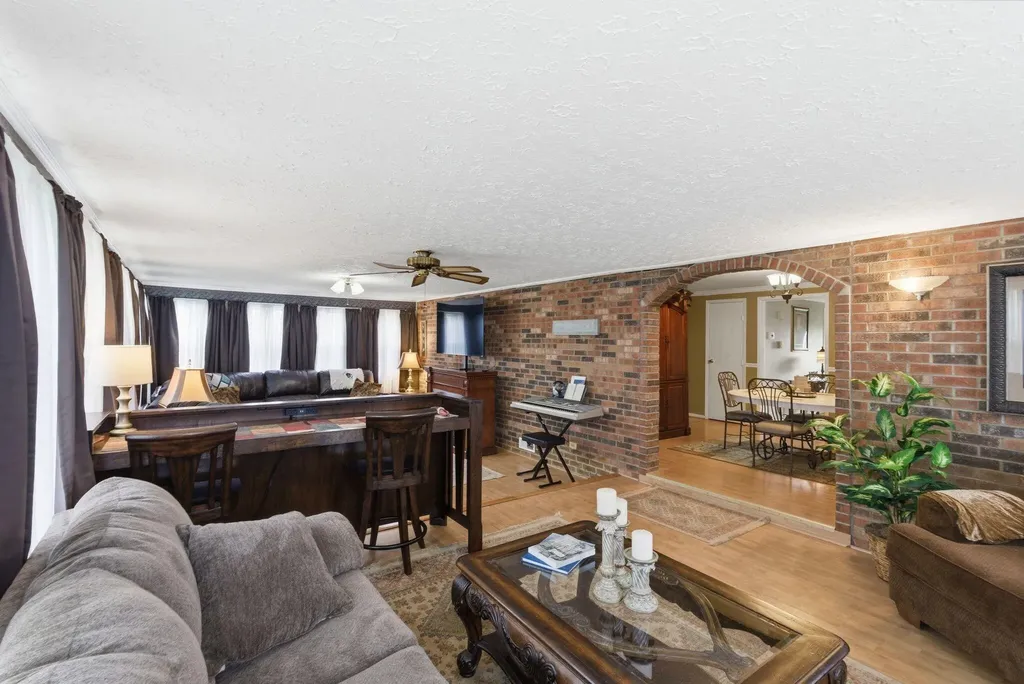 475 Eagle Springs Road Sadieville KY 40370