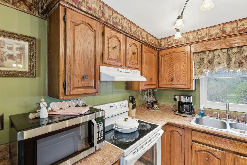 475 Eagle Springs Road Sadieville KY 40370