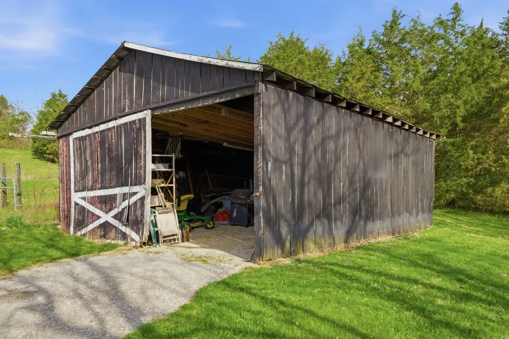 475 Eagle Springs Road Sadieville KY 40370