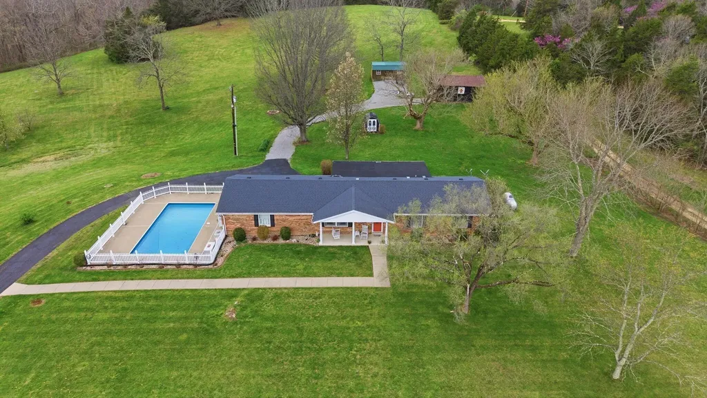 475 Eagle Springs Road Sadieville KY 40370