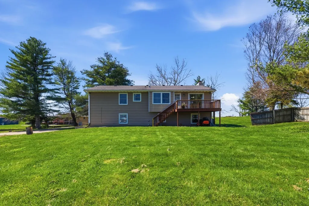 932 Hill Road Paris KY 40361
