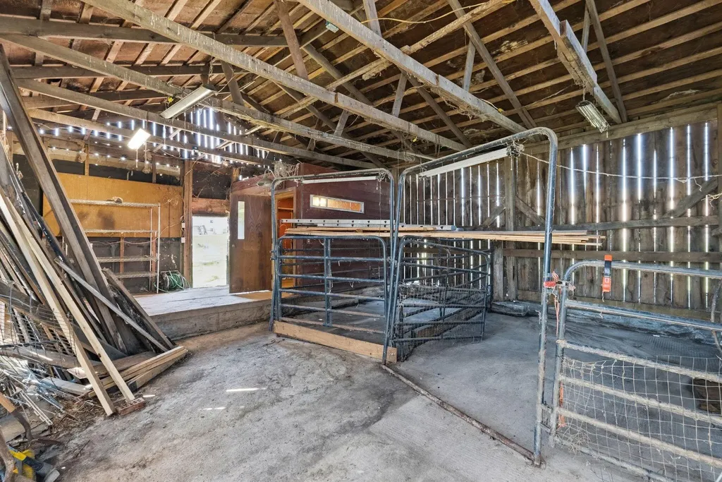 932 Hill Road Paris KY 40361