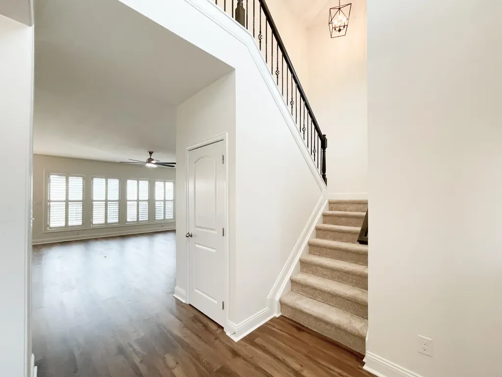 4663 Larkhill Lane Lexington KY 40509