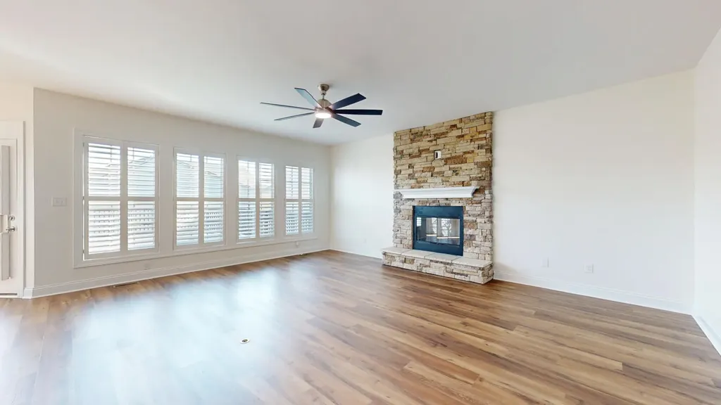 4663 Larkhill Lane Lexington KY 40509