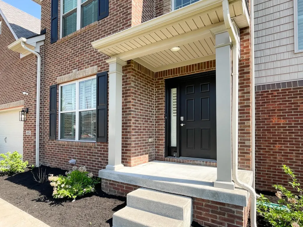 4663 Larkhill Lane Lexington KY 40509