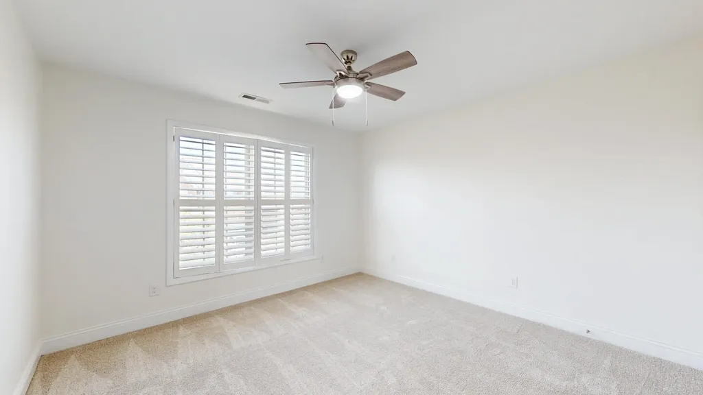 4663 Larkhill Lane Lexington KY 40509