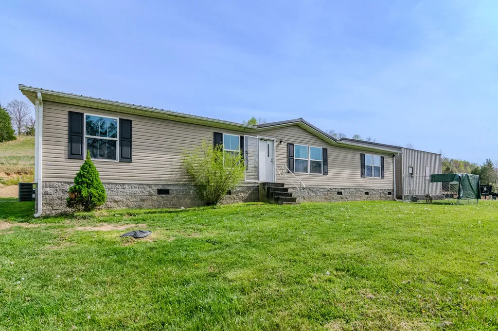 5112 Casey Creek Road Liberty KY 42539