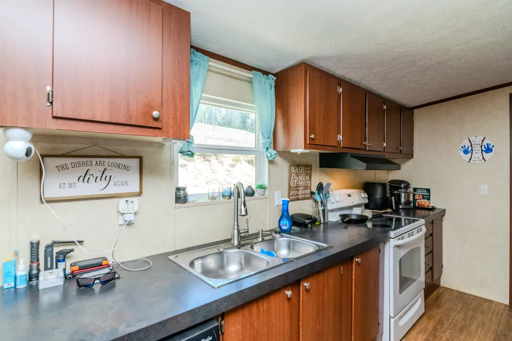 5112 Casey Creek Road Liberty KY 42539
