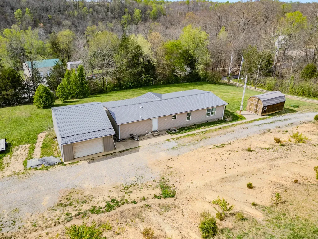 5112 Casey Creek Road Liberty KY 42539