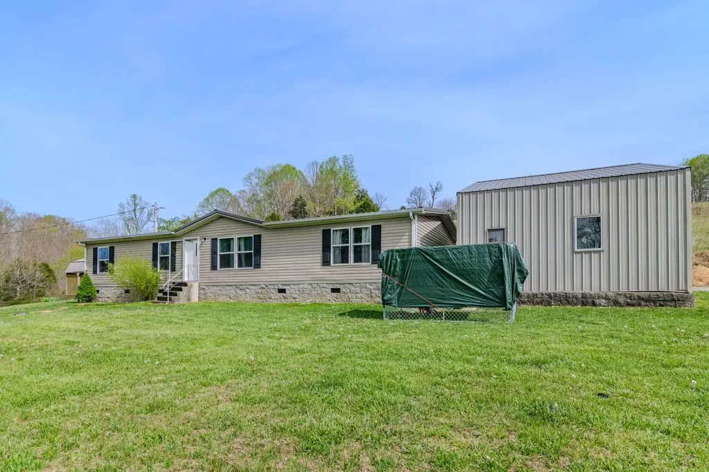 5112 Casey Creek Road Liberty KY 42539