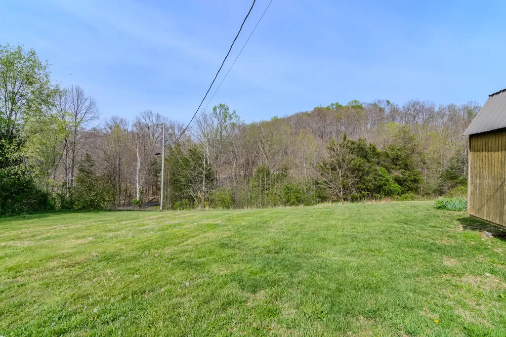 5112 Casey Creek Road Liberty KY 42539
