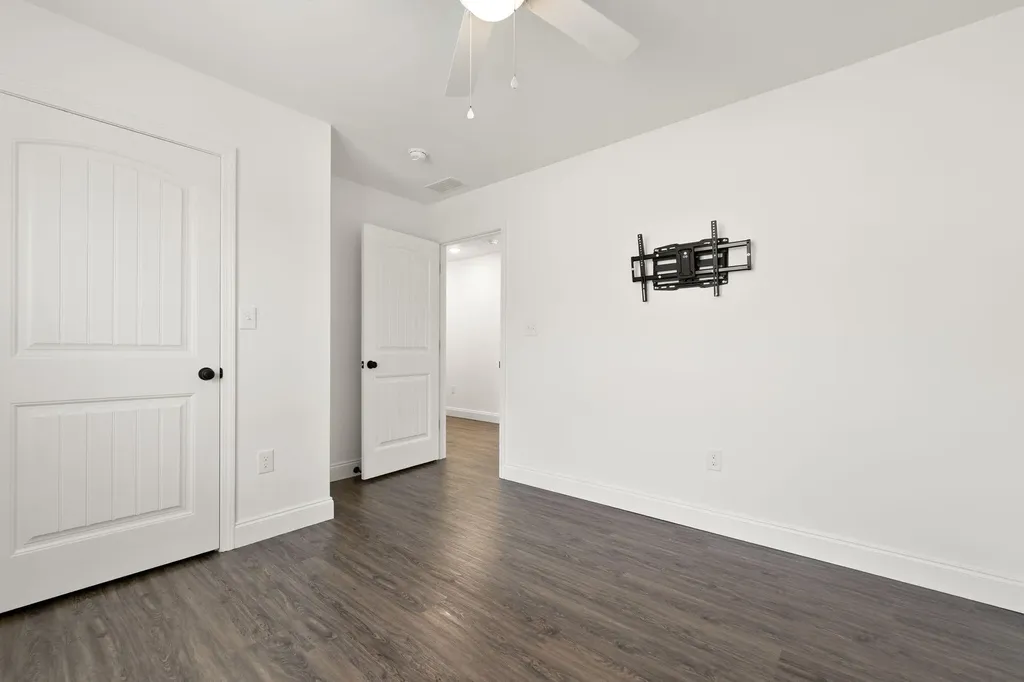 909 Pine Hill Brock Road London KY 40741