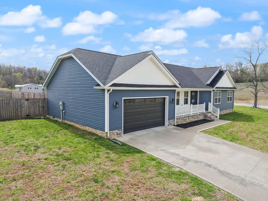909 Pine Hill Brock Road London KY 40741
