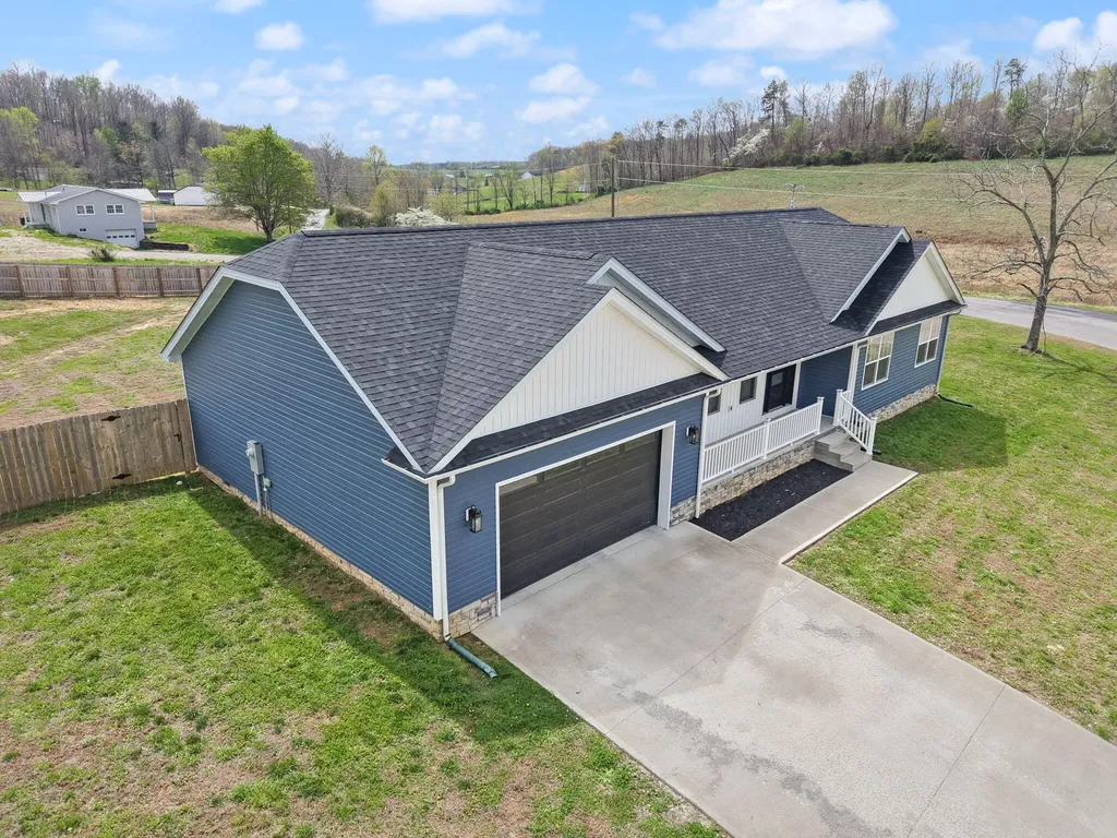 909 Pine Hill Brock Road London KY 40741
