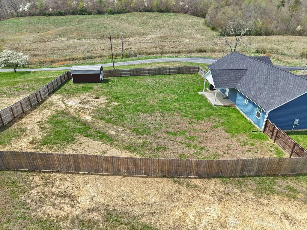 909 Pine Hill Brock Road London KY 40741