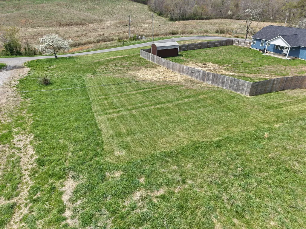 909 Pine Hill Brock Road London KY 40741