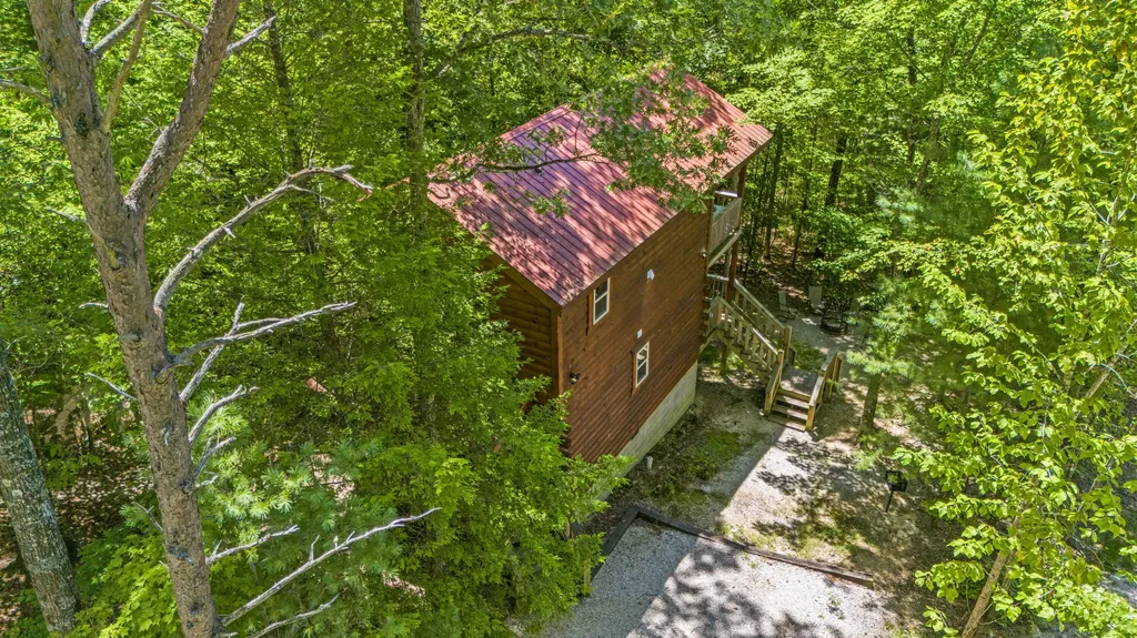 480 Village Drive Campton KY 41301