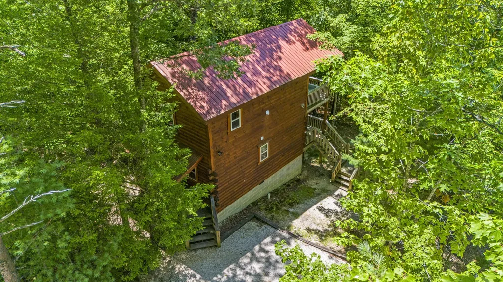 480 Village Drive Campton KY 41301