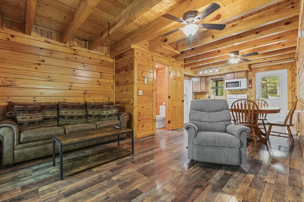 480 Village Drive Campton KY 41301
