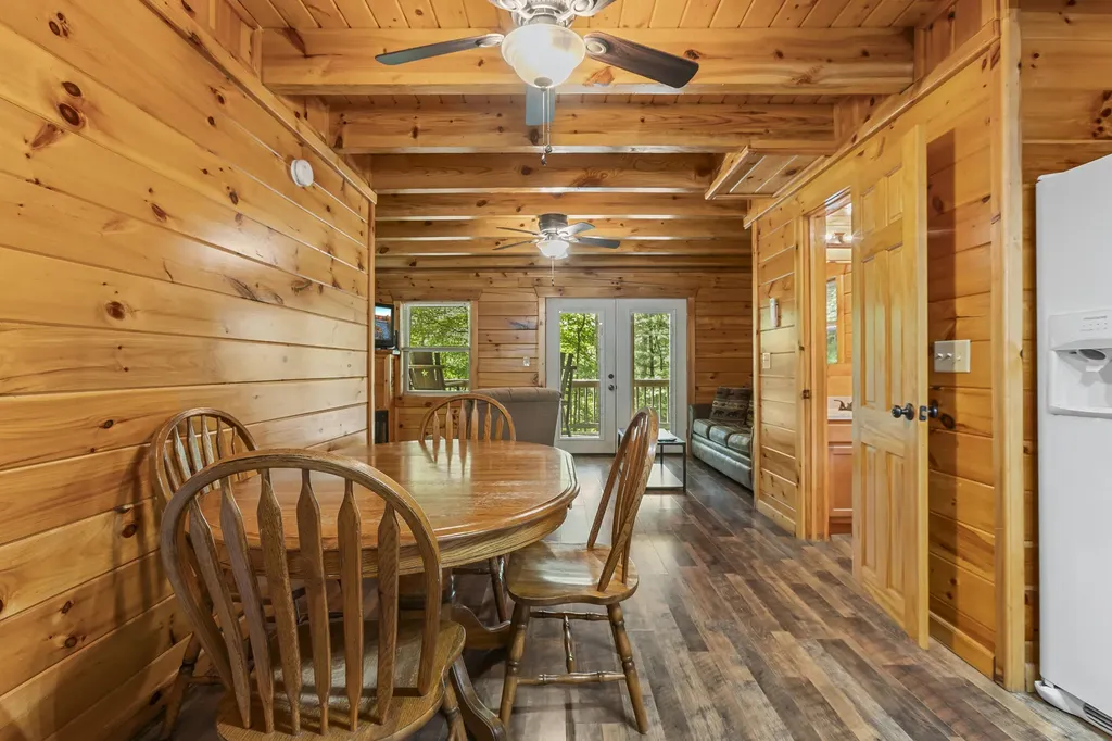 480 Village Drive Campton KY 41301